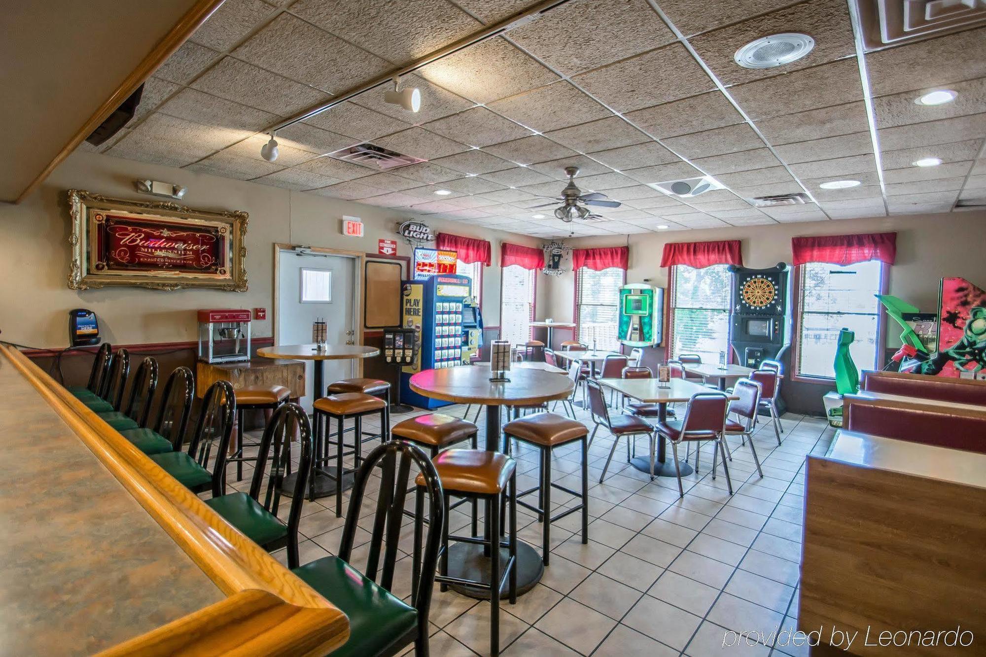 Rodeway Inn Lakeville Extérieur photo